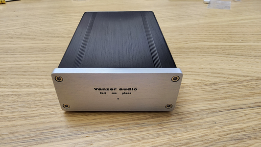 MM/MC Phono Stage Pre-Amplifier (Clone of NAIM)